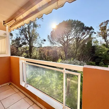T3 Moderne, Piscine, Parking, Vue Golf, Commerces à Proximité Apartamento